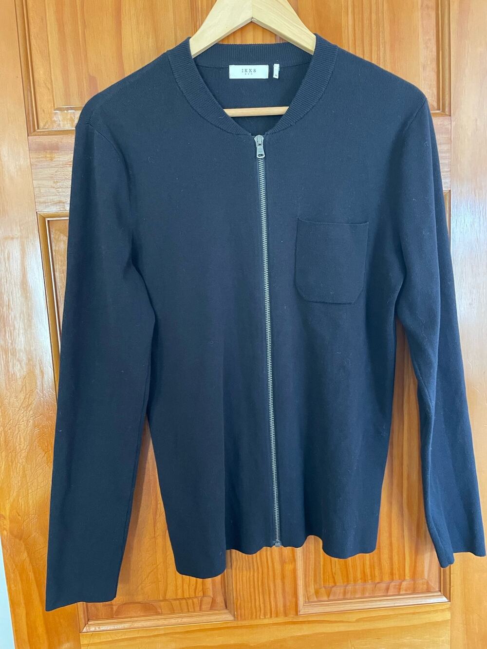 IKKS mens black zippered cardigan size M